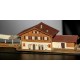 Kibri B 509 Station Schönried voor N-spoor volledig gebouwd